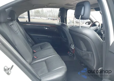 2009 Mercedes-Benz S 550 from USA, damaged, VIN WDDNG71X09A243245